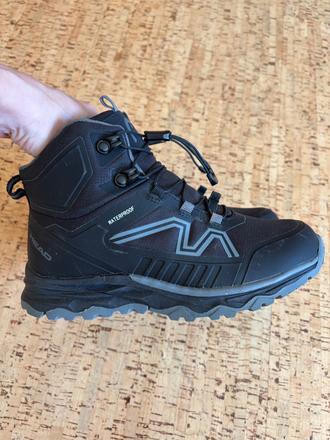 Nepremokave clenkove tenisky, 33