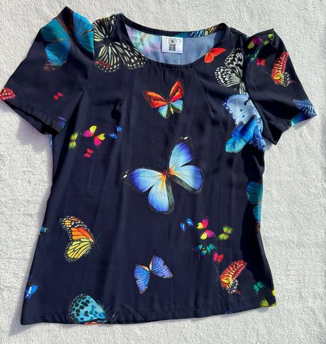 Blúzka s motýlikmi, s