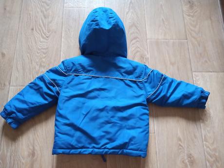 Zimna tepla bunda, 98