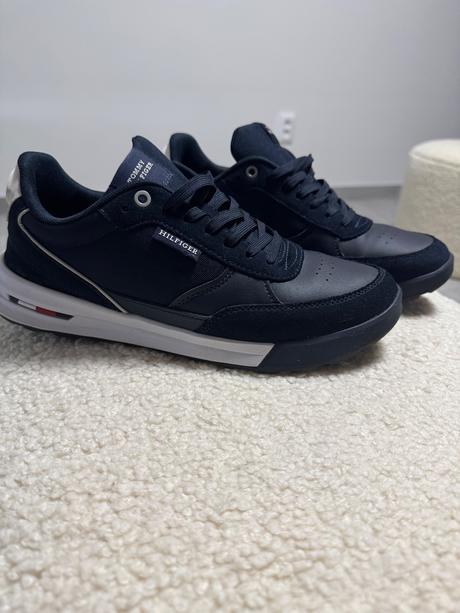 Botasky th, tommy hilfiger,42