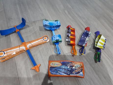 Kinder hracky,figurky, 