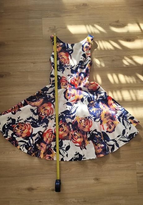 Elegantné spoločenské dámske šaty zn.mohito veľ.34, mohito,34