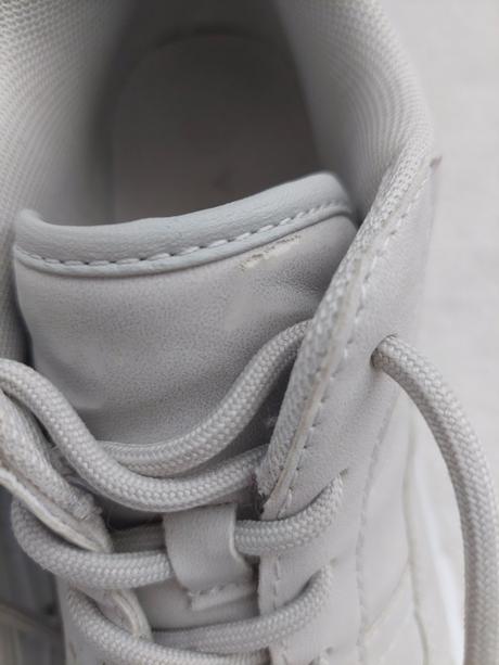 Dievčenské ľahunké tenisky, 37