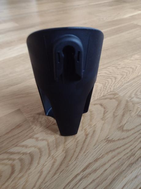 Darujem držiak na nápoj, bebetto