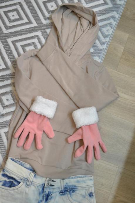 Teplejšia mikina s kapucňou xs/m, m