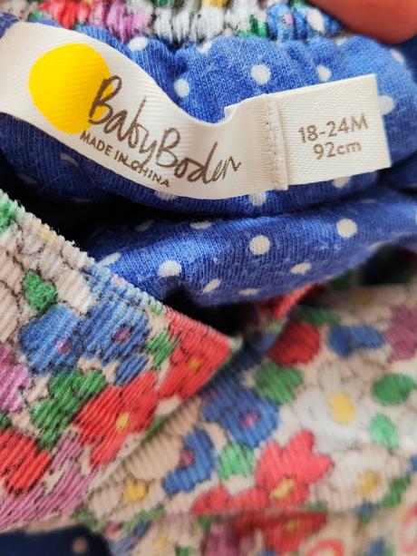 Menčestrový overal, 92