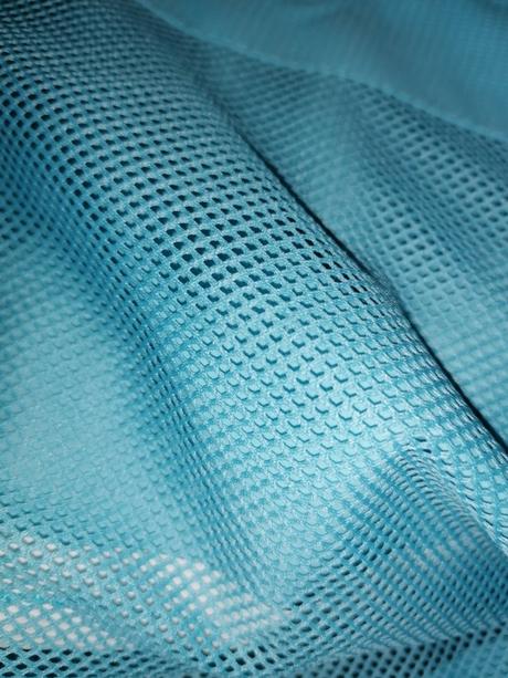 Bunda vhodná do prírody, na turistiku m/l, l