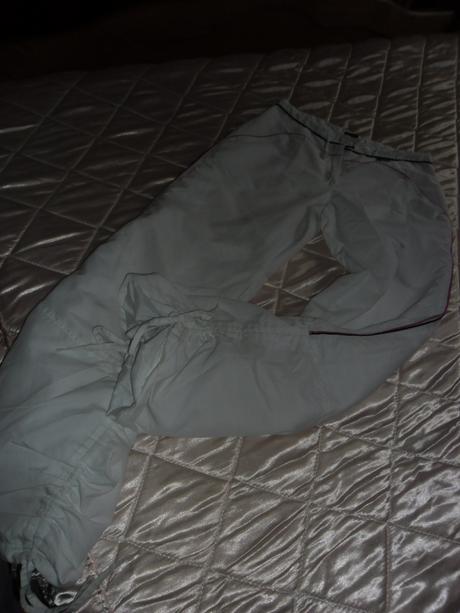 Podšité nohavice, l