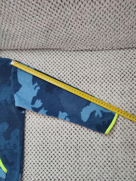 Mikina,super stav,v.122, f&f,122