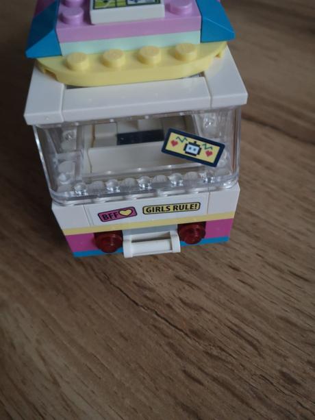 Lego friends 41333 olivia a jej špeciálne vozidlo, 