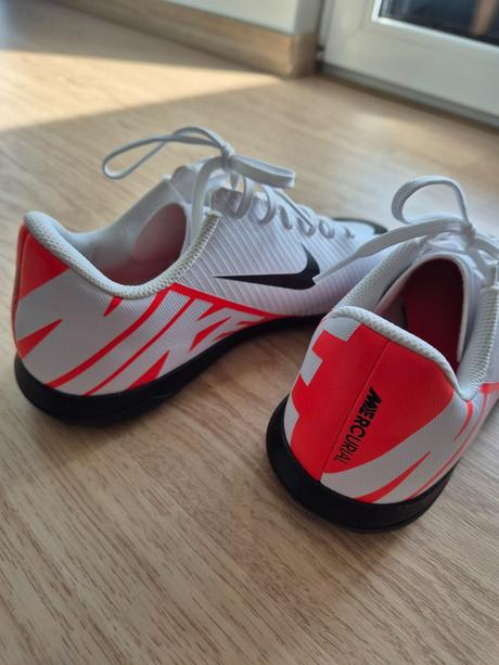 Kopacky turfy nike, velk. 38, nike,38