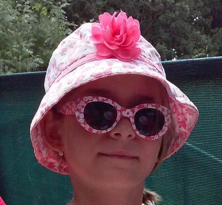 Klobúčik s motýlikmi, f&f,140