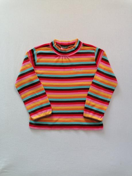 Tricko so stojačikom pasikave, 104