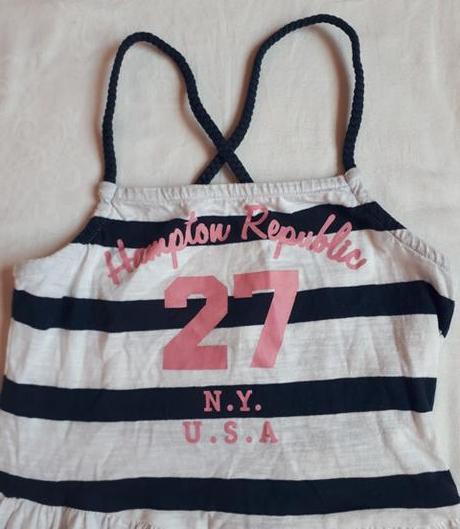 Modrobiele pasikave šaty, 134