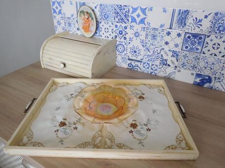 Drevená polica retro,, 