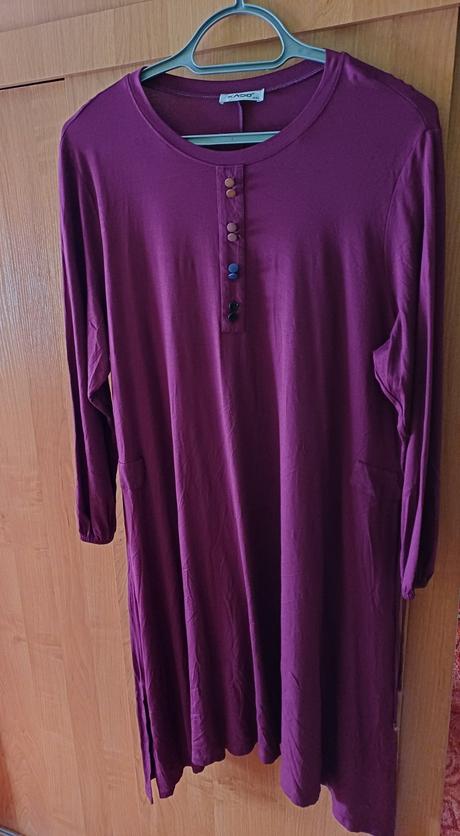 Damske fialové šaty xxl, xxxl