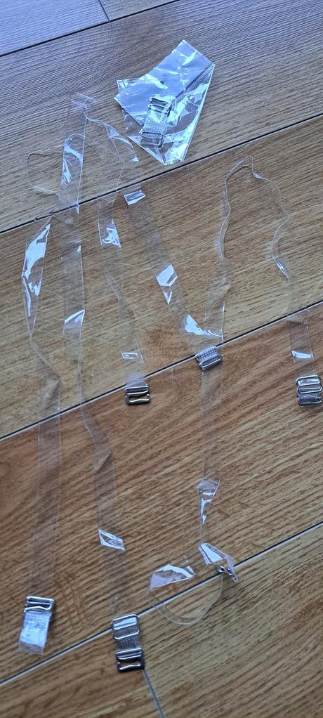 Body pod saty s vystrihom na chrbte / vpredu, 85a / 85b / s / xs