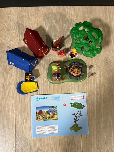Playmobil camping site model 6888, 