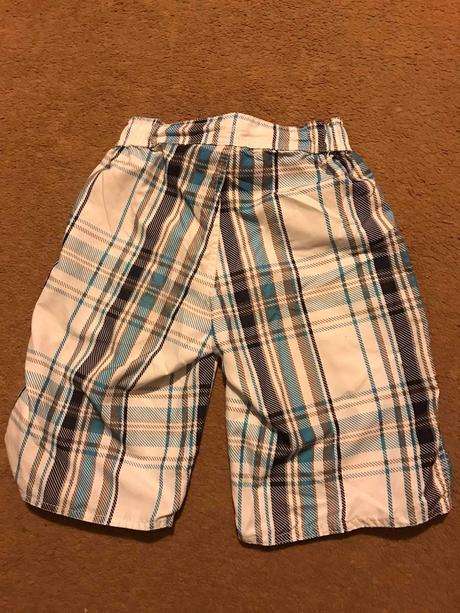 Sustakove sortky 122, 122