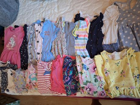 Balík letných šiat prevažne 98/104, h&m,98
