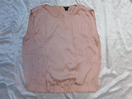 Pekna trendy plisovana bluzka/top, lindex,48