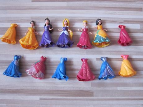 Bábiky na obliekanie zs., 