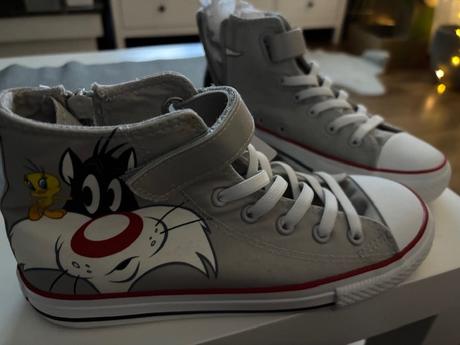 Tenisky looney tunes, 35