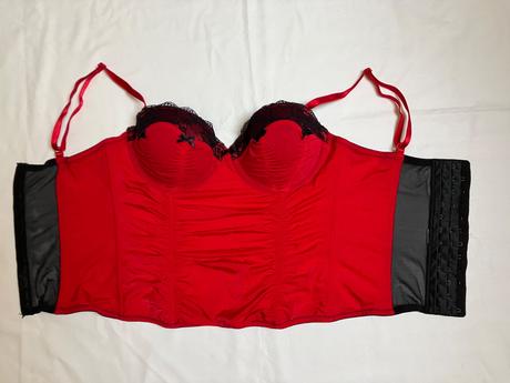Dámsky červený čipkovaný korzet na ramienka, c&a,xs