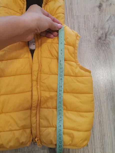 Uni žltá zateplena vesta, f&f,86