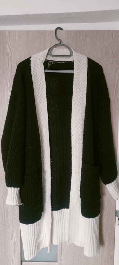 Mix dámskeho oblečenia, m