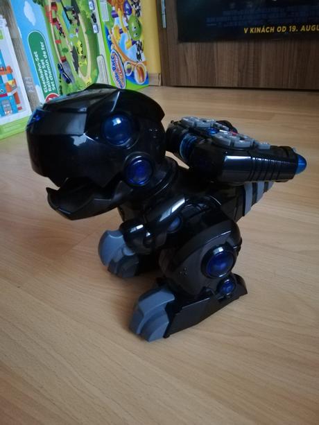 Robotický dinosaurus, 