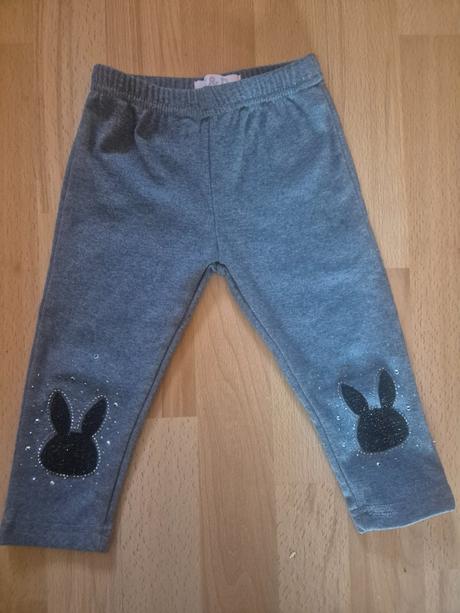 Legíny so zajačikmi, 80