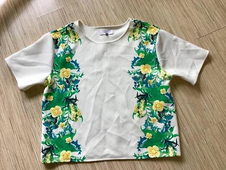 Prekrasny top s koralkami /79a, next,40 / 42