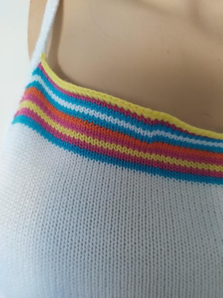 C316 topik biely krasny, s