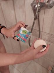Tuhé sprchovacie mydlo a šampón Kids s vôňou jahôd alverde