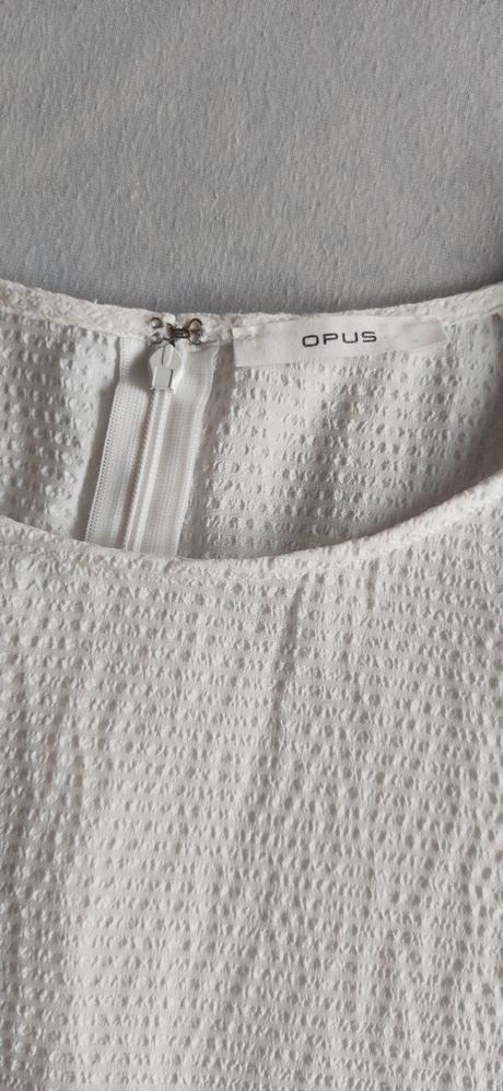 Dámska blúzka veľ. 44, 44