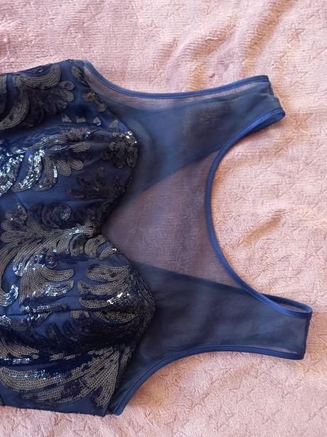 Spoločenské šaty, m