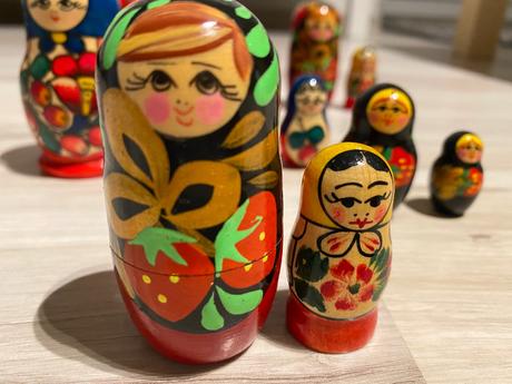 Sada krásne 2 originál dovezené matriošky z ruska,