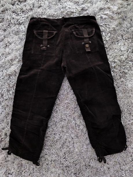 Hnedé menčestrové nohavice 7/8, m