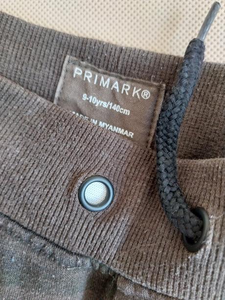 Kratasy, primark,140