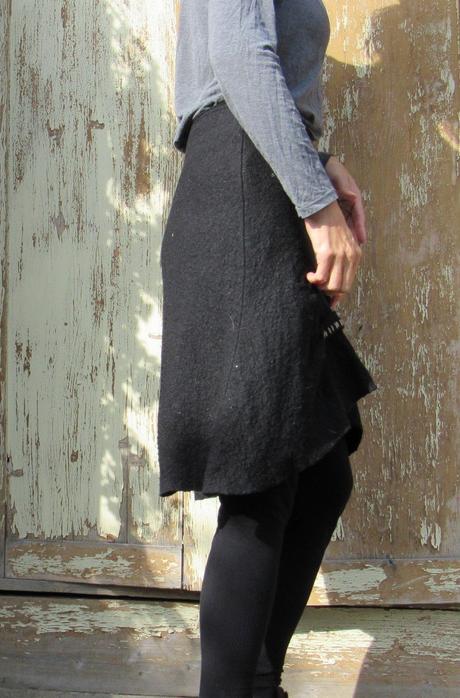 Teplučká vlnená sukňa, m