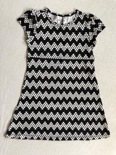 Srdiečkové šaty, 116