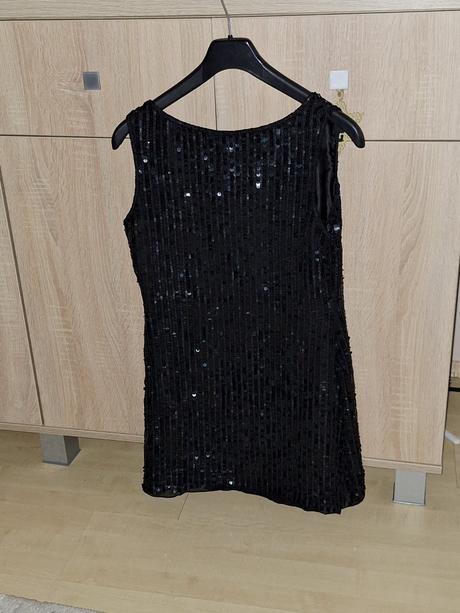 Trblietave flitrove šaty aftetshock london s-m, s