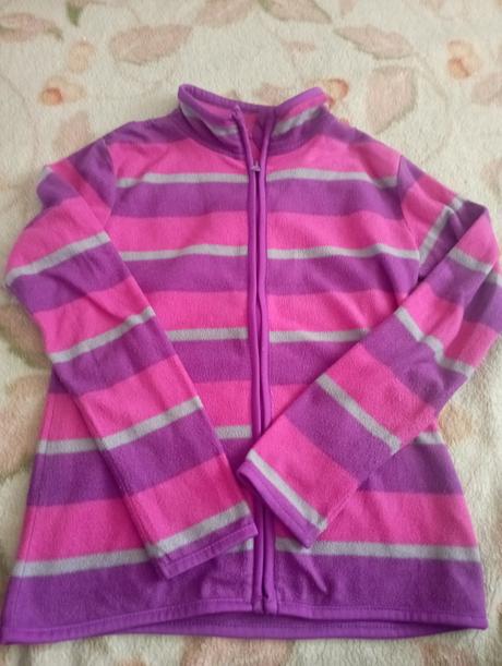 Mikina na doma, kik,146