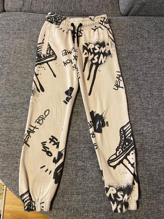 Tepláky, chapter young,134