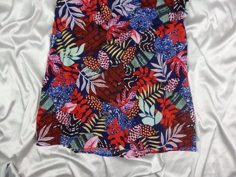 Kvalitné letné šaty, 42