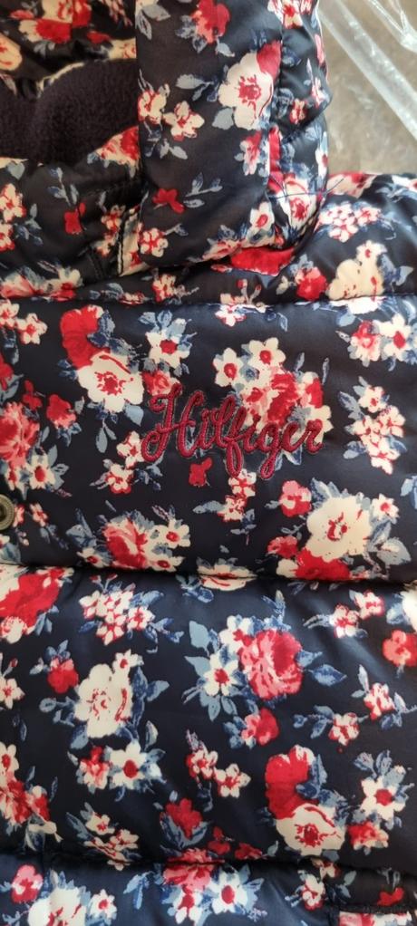 Zimna bunda, tommy hilfiger,86
