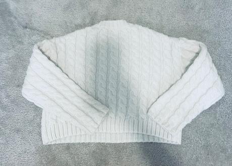 Teplý svetrík zn.zara č.130, zara,134