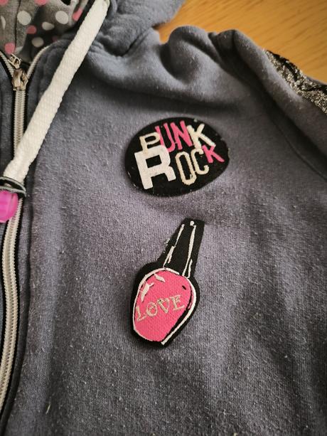 Dlhšia mikina modelko, modelko,128