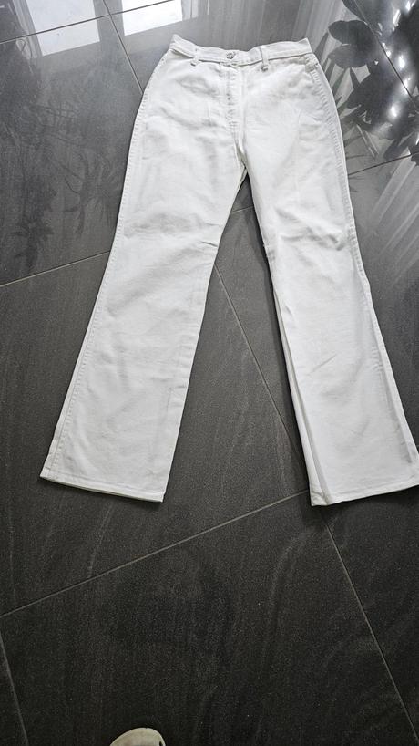 Zdravotnicke biele nohavice, c&a,s